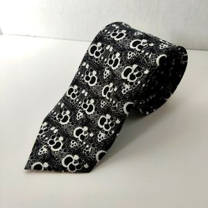 Fox & Chave British library Silk Tie